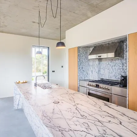 Fornos Sleeps 12 With Pool And Air Con *