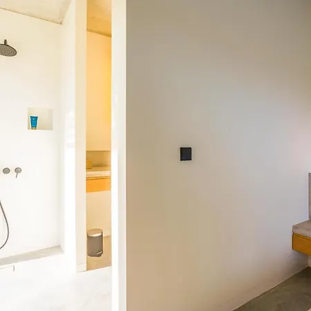 Fornos Sleeps 12 With Pool And Air Con